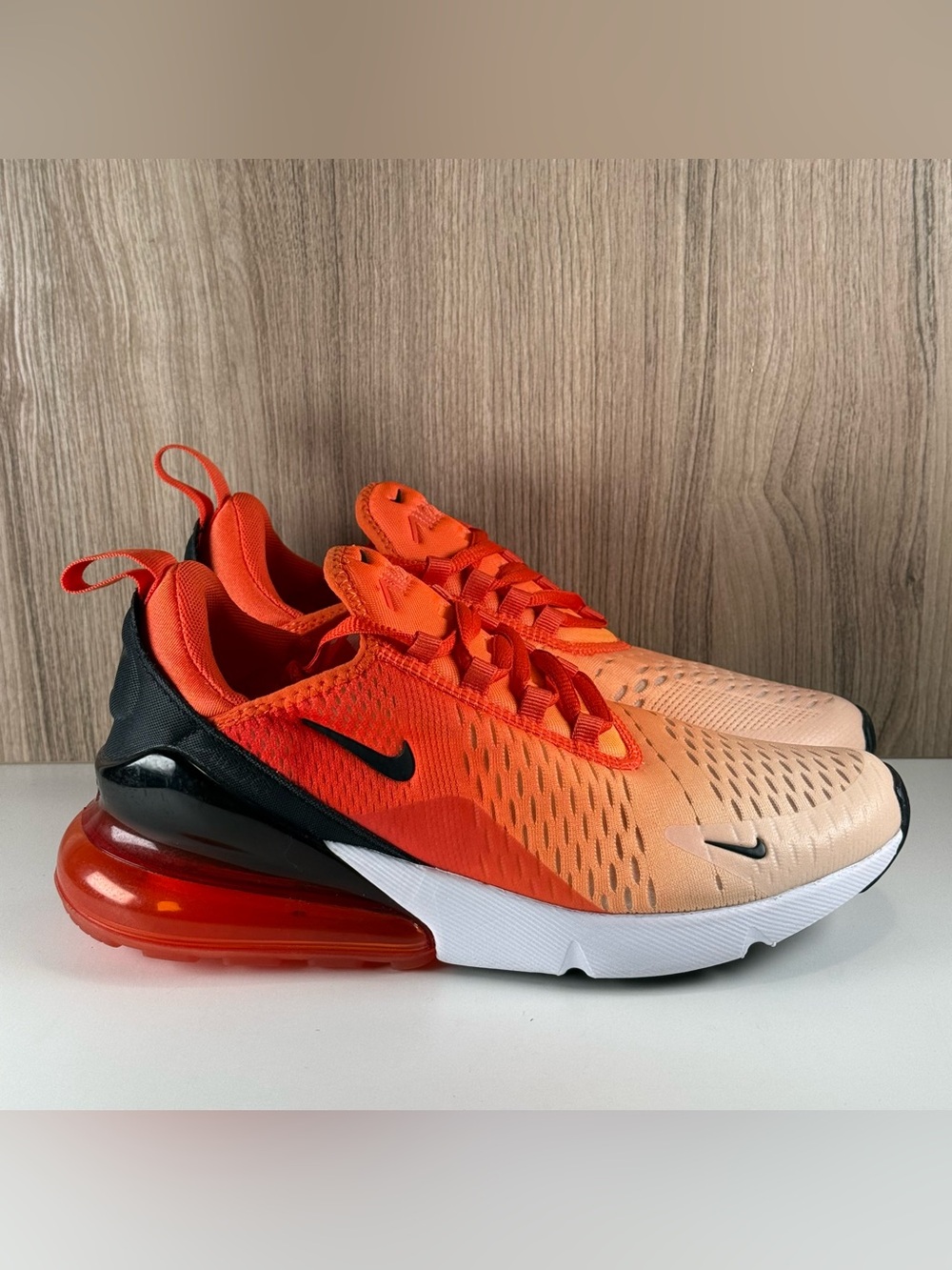 Nike Air Max 270 Orange Juice Gradient Running Shoes DQ8585-801 Women’s Size 8.5